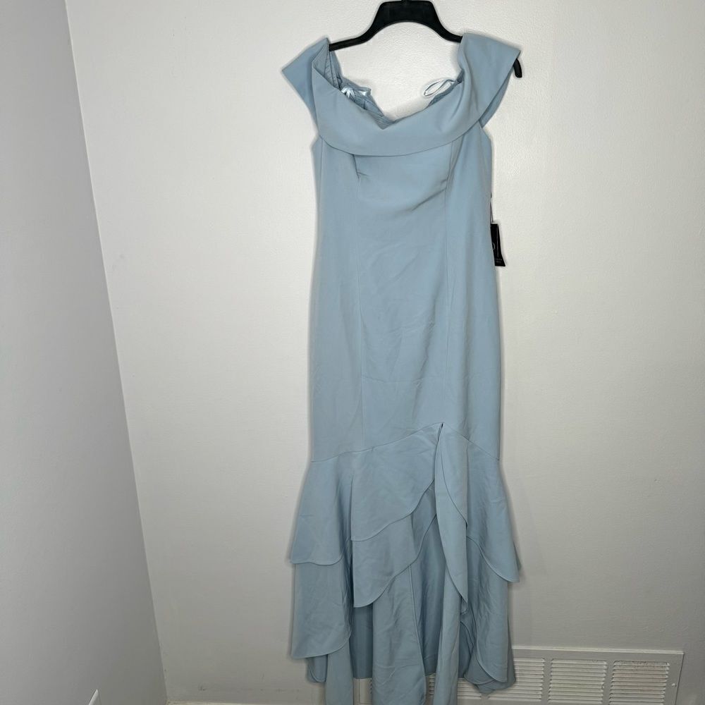 Adrianna Papell crepe ruffle dress size 10